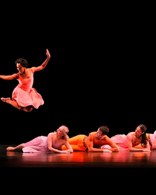 Paul Taylor Dance Company theatre performance